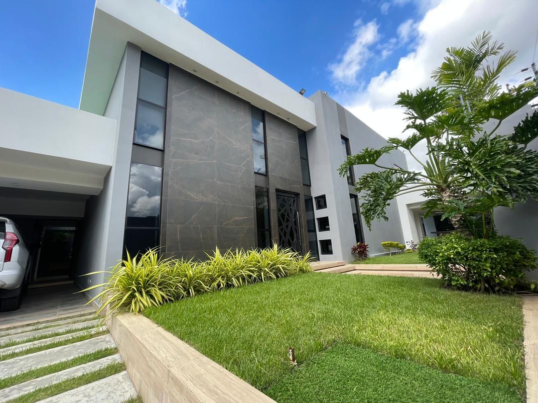 Luxury House in Urb La Villa-Valencia